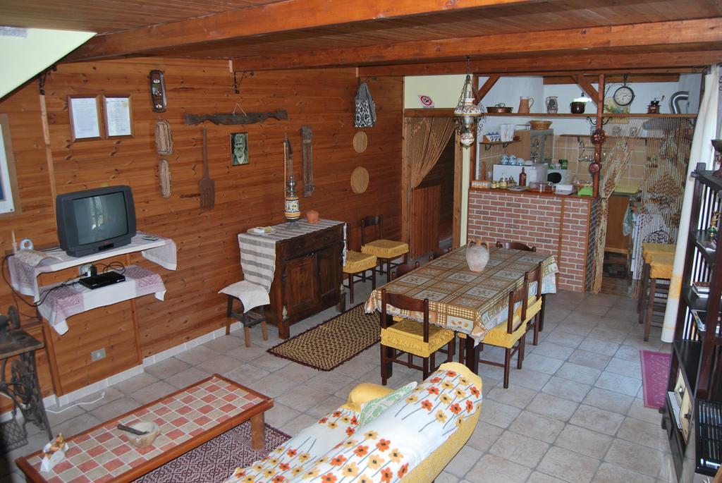 Bolotana B&B Baddesalighes מראה חיצוני תמונה