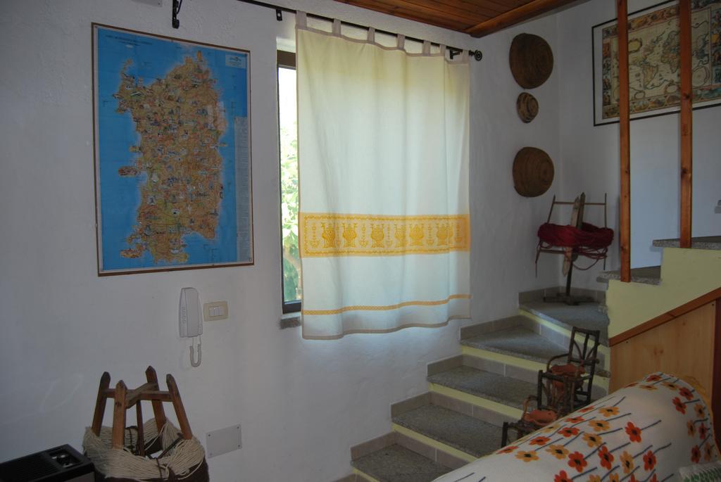 Bolotana B&B Baddesalighes מראה חיצוני תמונה